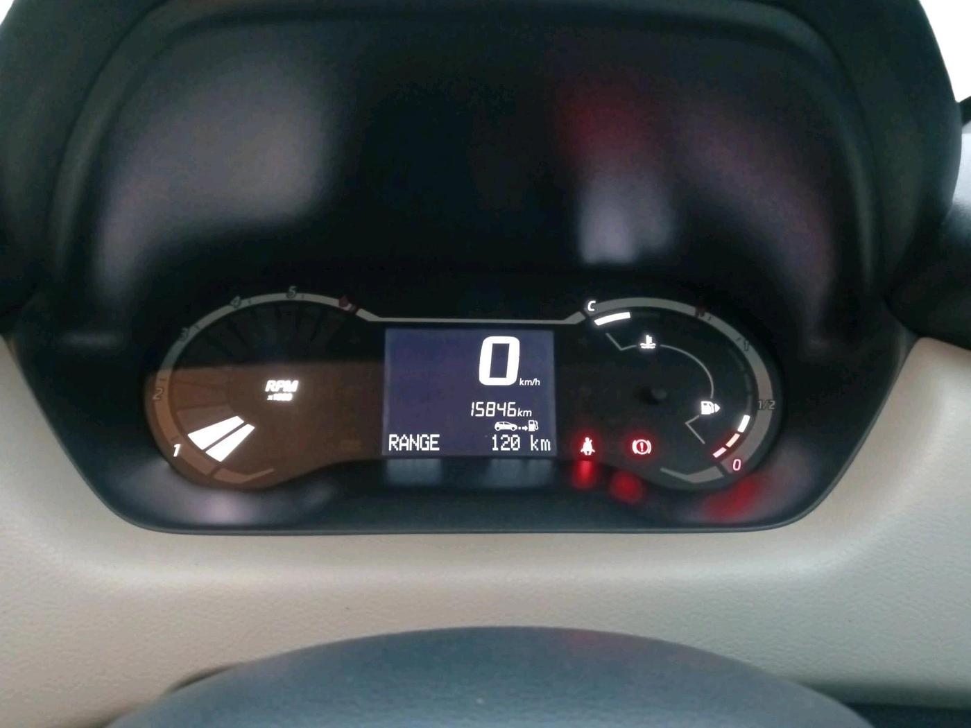 2023 Nissan MAGNITE XE, Petrol, Manual, 15,846 km, interior