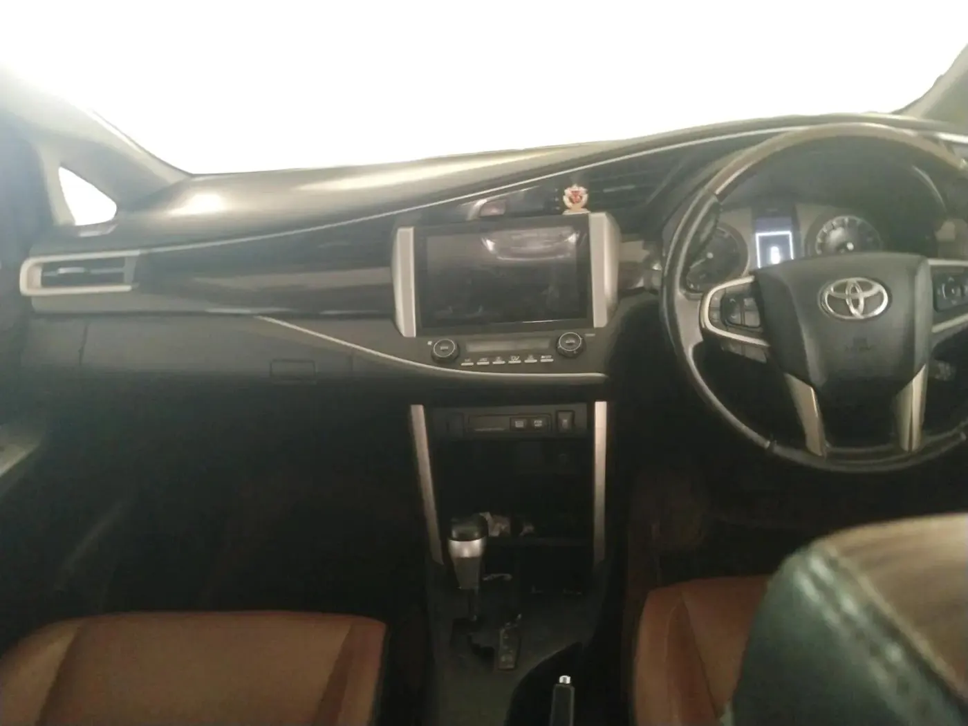 2018 Toyota Innova Crysta 2.8 ZX AT 7 STR, Diesel, Automatic, 3,16,126 km, interior