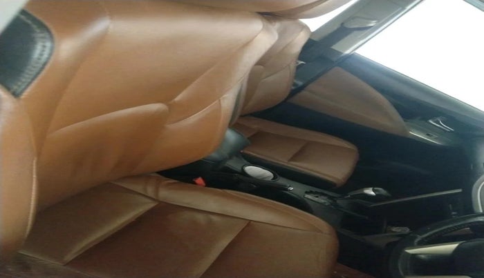 2018 Toyota Innova Crysta 2.8 ZX AT 7 STR, Diesel, Automatic, 3,16,126 km, interior