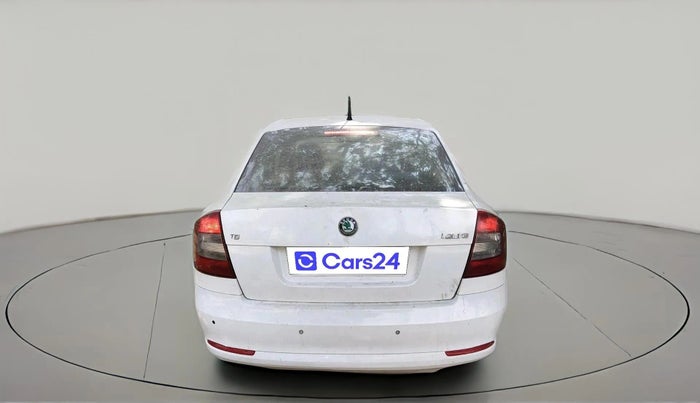 2013 Skoda Laura AMBITION 2.0 TDI CR MT, Diesel, Manual, 1,52,447 km, exterior