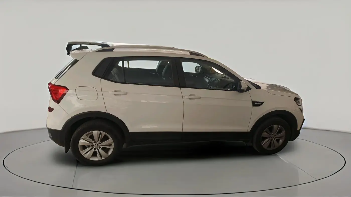 2023 Skoda SLAVIA AMBITION 1.0L TSI AT, Petrol, Automatic, 29,151 km, exterior