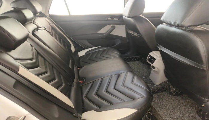 2023 Skoda SLAVIA AMBITION 1.0L TSI AT, Petrol, Automatic, 29,151 km, interior