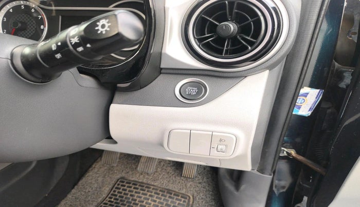 2022 Hyundai GRAND I10 NIOS ASTA 1.2 KAPPA VTVT, Petrol, Manual, 17,748 km, interior