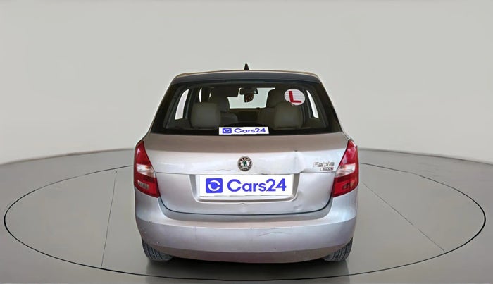 2011 Skoda Fabia ELEGANCE 1.2 MPI, Petrol, Manual, 1,01,633 km, exterior
