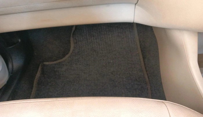 2011 Skoda Fabia ELEGANCE 1.2 MPI, Petrol, Manual, 1,01,633 km, interior