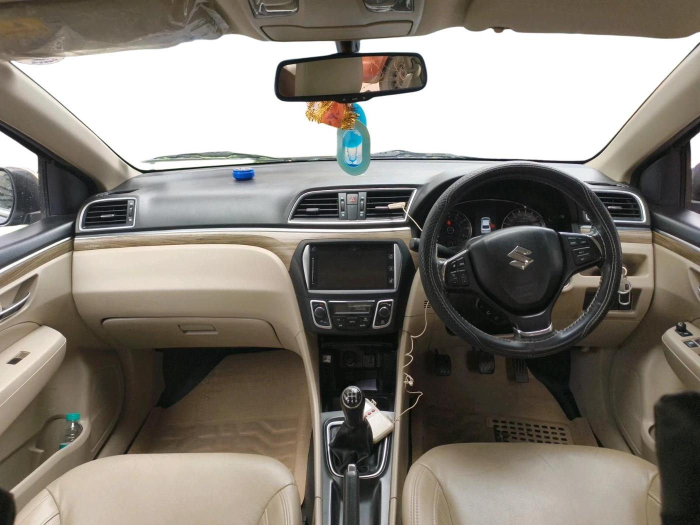 2019 Maruti Ciaz ALPHA  AT 1.5 SHVS PETROL, Petrol, Automatic, 36,541 km, interior