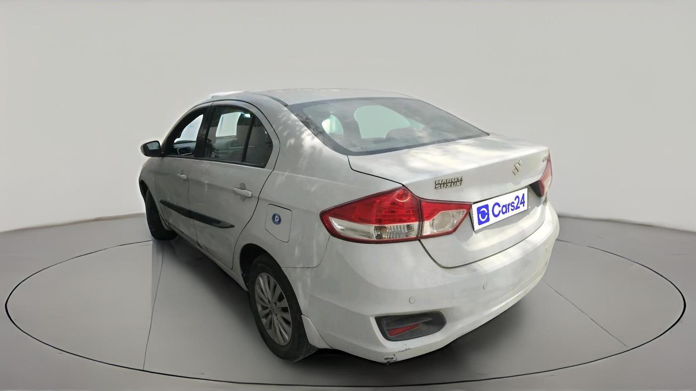 2015 Maruti Ciaz VDI +, Diesel, Manual, 1,76,327 km, exterior