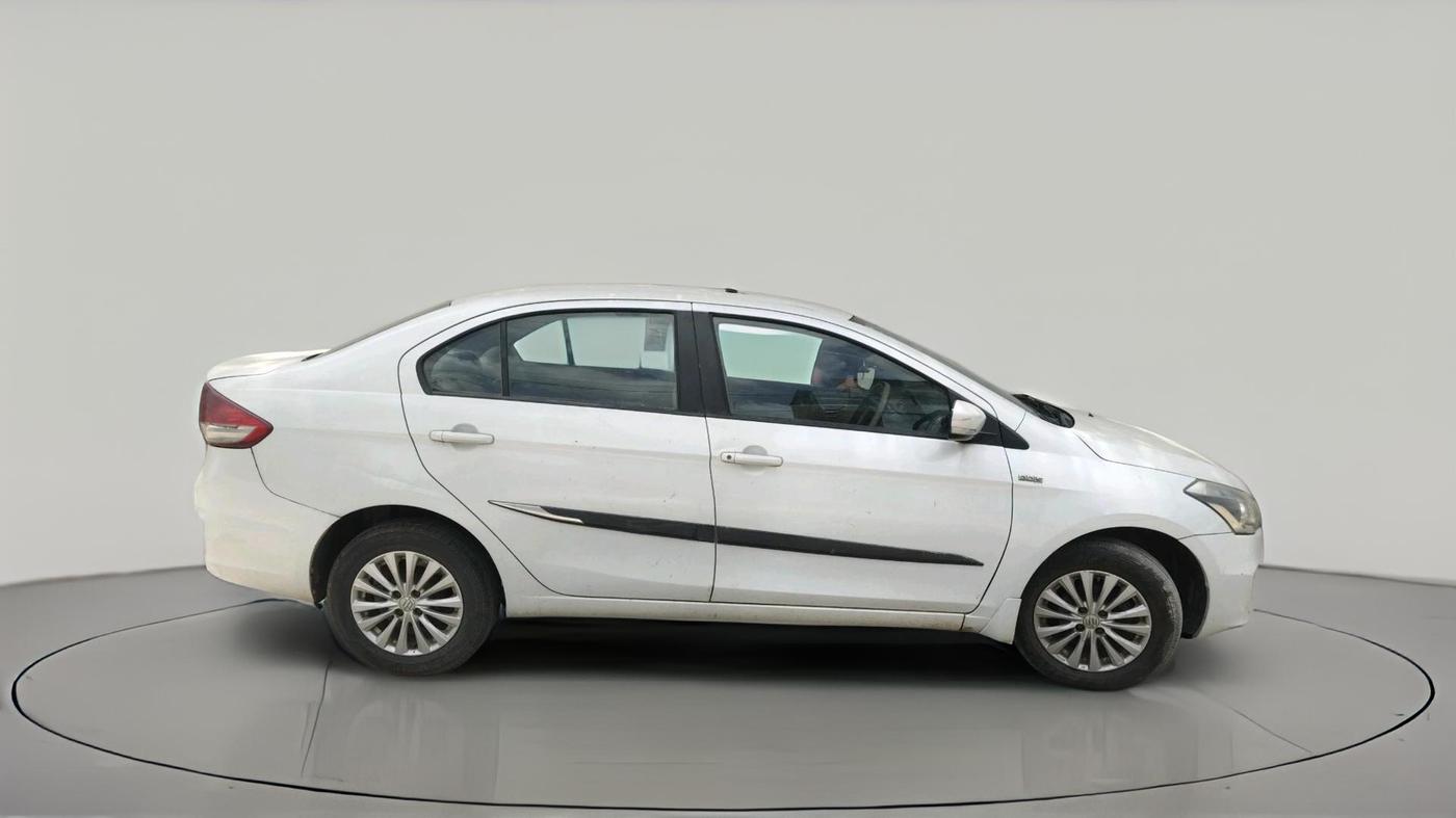 2015 Maruti Ciaz VDI +, Diesel, Manual, 1,76,327 km, exterior