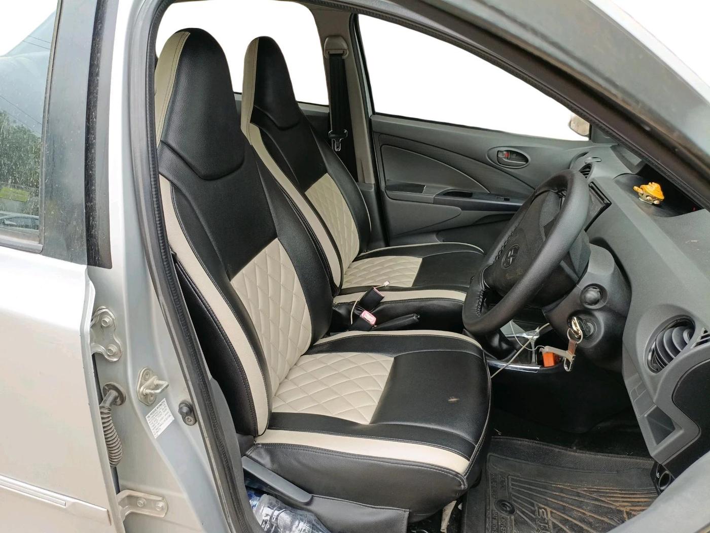 2012 Toyota Etios G, Petrol, Manual, 2,81,911 km, interior