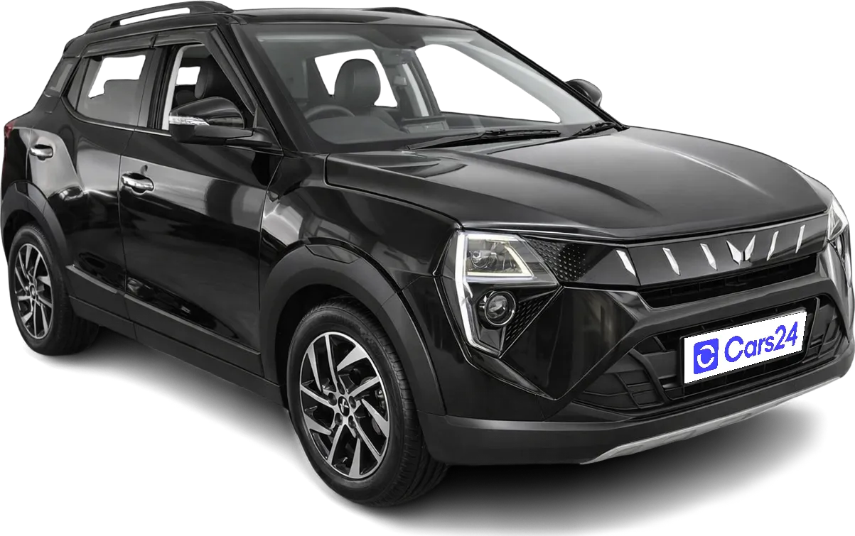 2025 Mahindra XUV 3XO - SUV - Diesel - Manual - ₹11.80 lakh