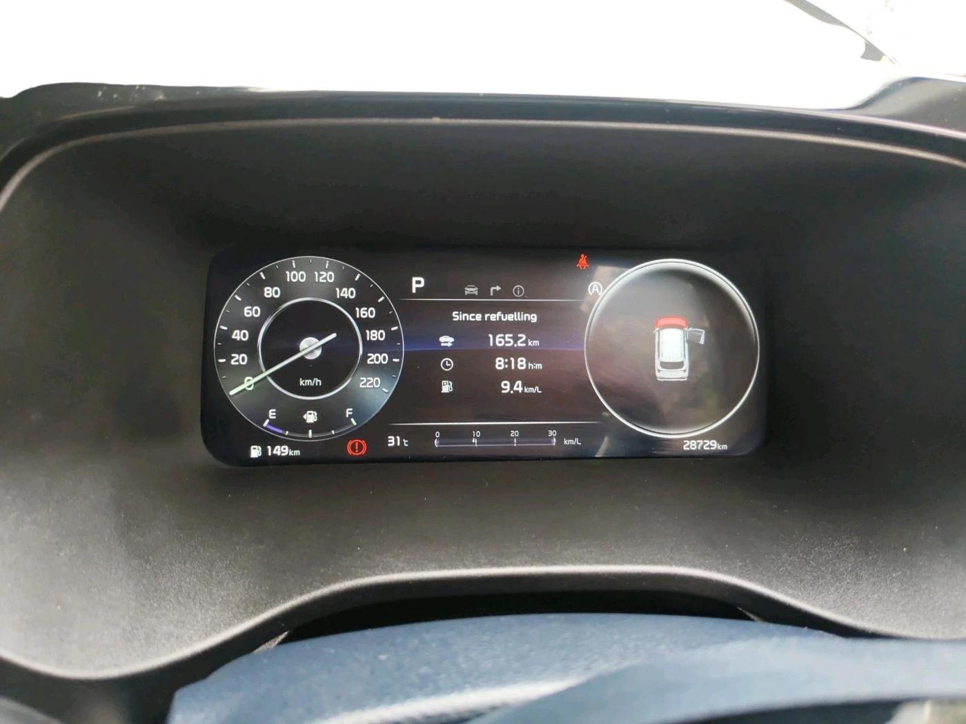 2024 KIA CARENS LUXURY PLUS 1.5 PETROL DCT 7 STR, Petrol, Automatic, 28,729 km, interior