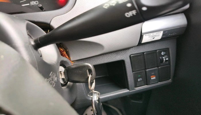 2012 Maruti Wagon R 1.0 LXI, Petrol, Manual, 31,719 km, interior