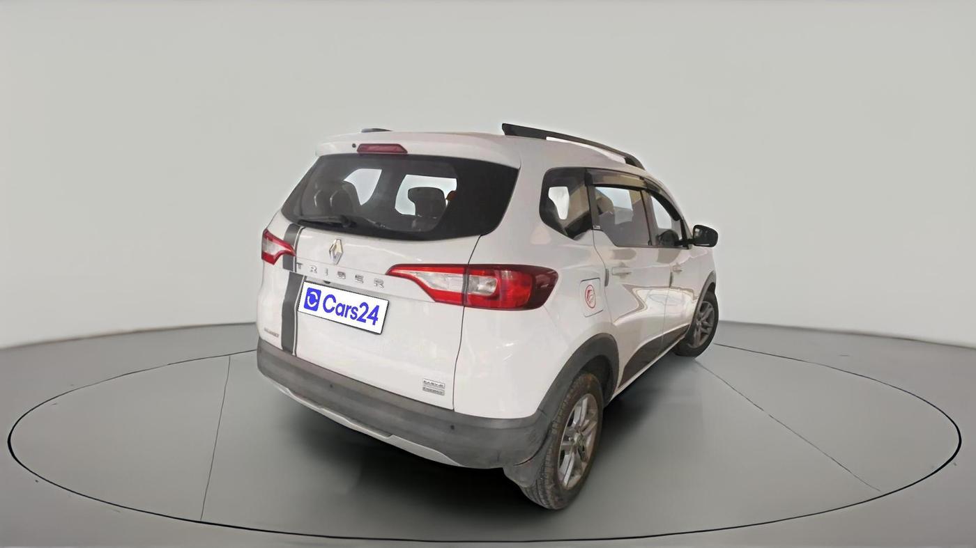 2021 Renault TRIBER RXZ AMT, Petrol, Automatic, 1,11,575 km, exterior