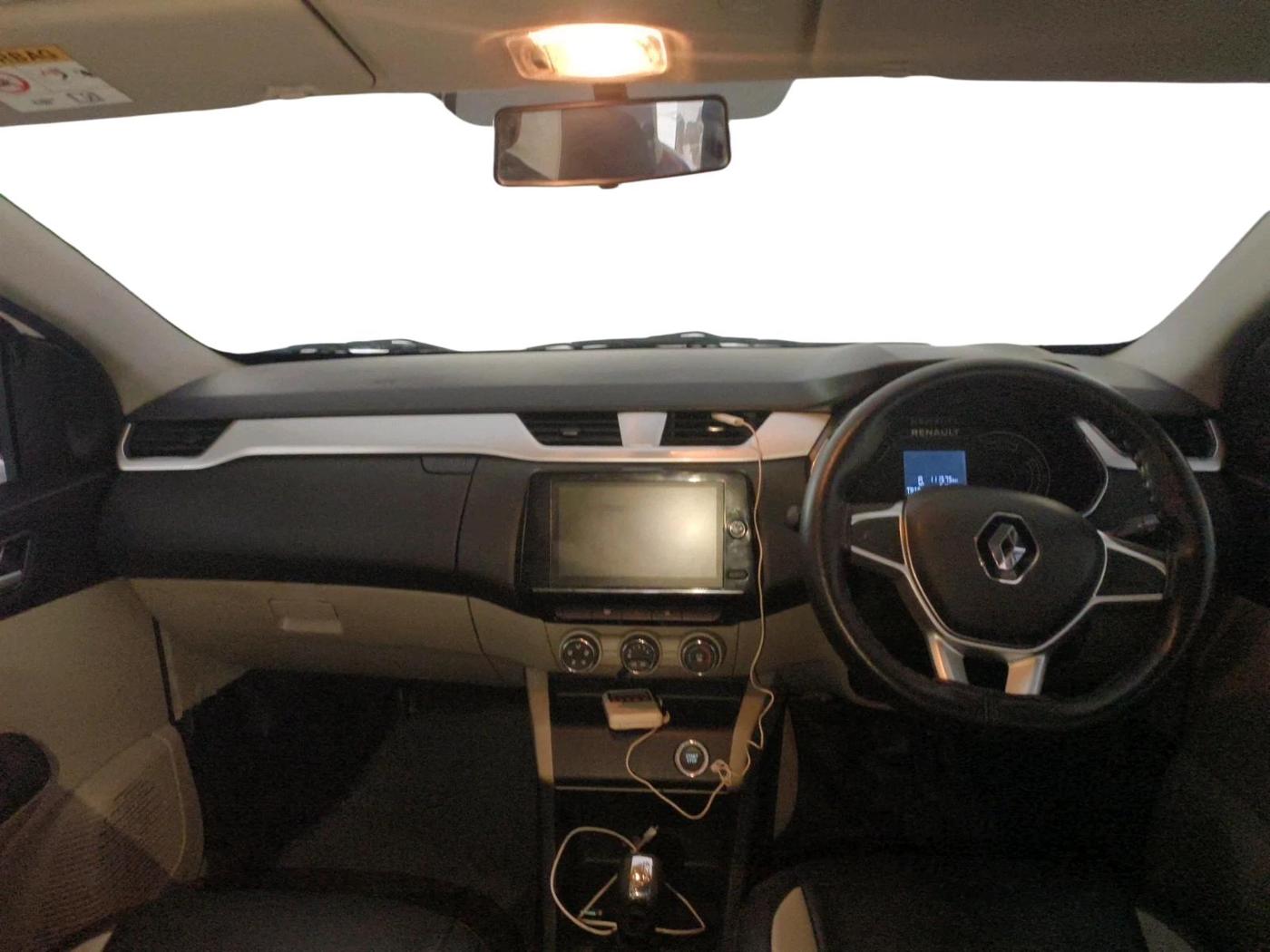 2021 Renault TRIBER RXZ AMT, Petrol, Automatic, 1,11,575 km, interior