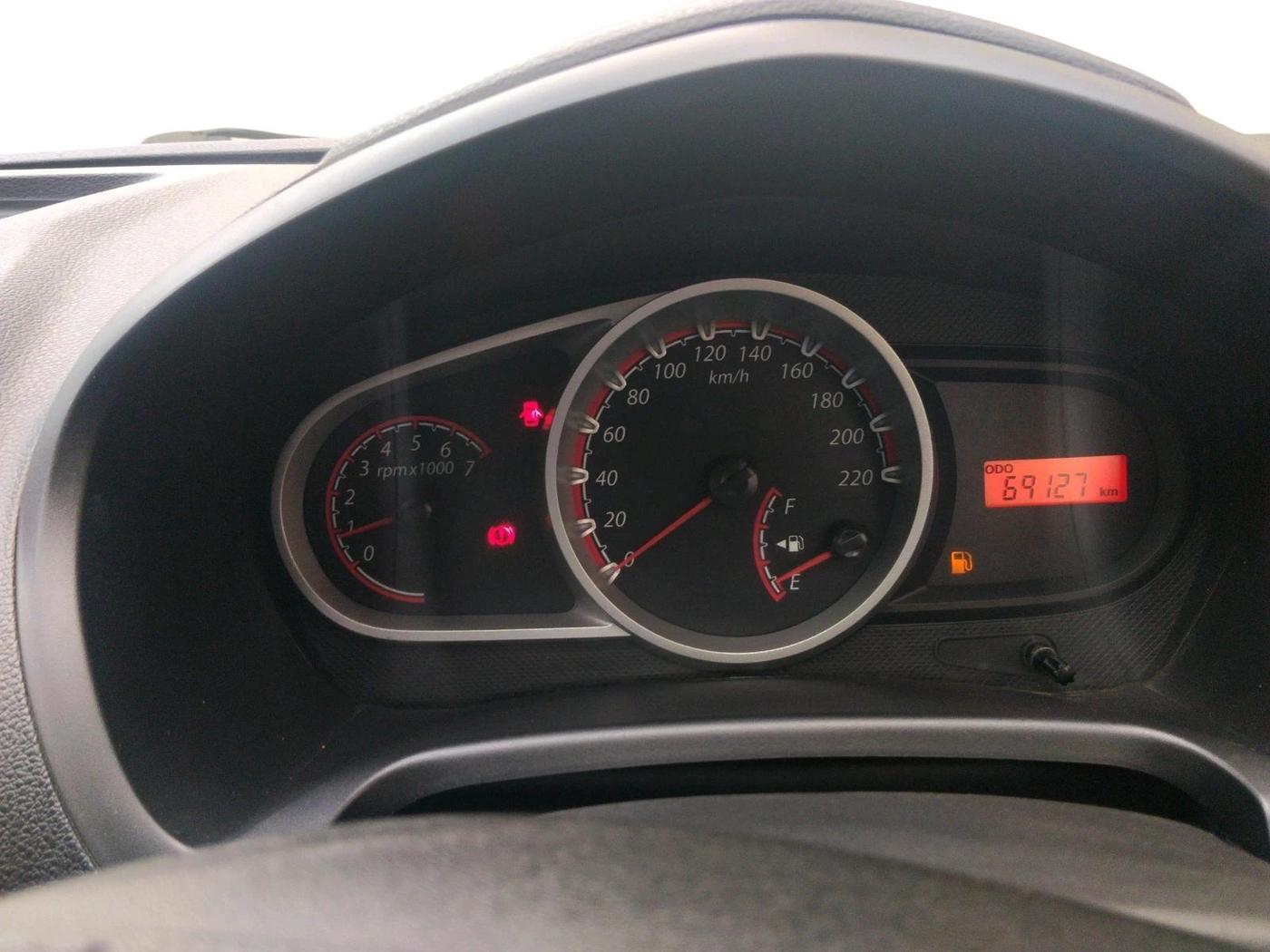 2012 Ford Figo TITANIUM 1.2 PETROL, Petrol, Manual, 69,127 km, interior