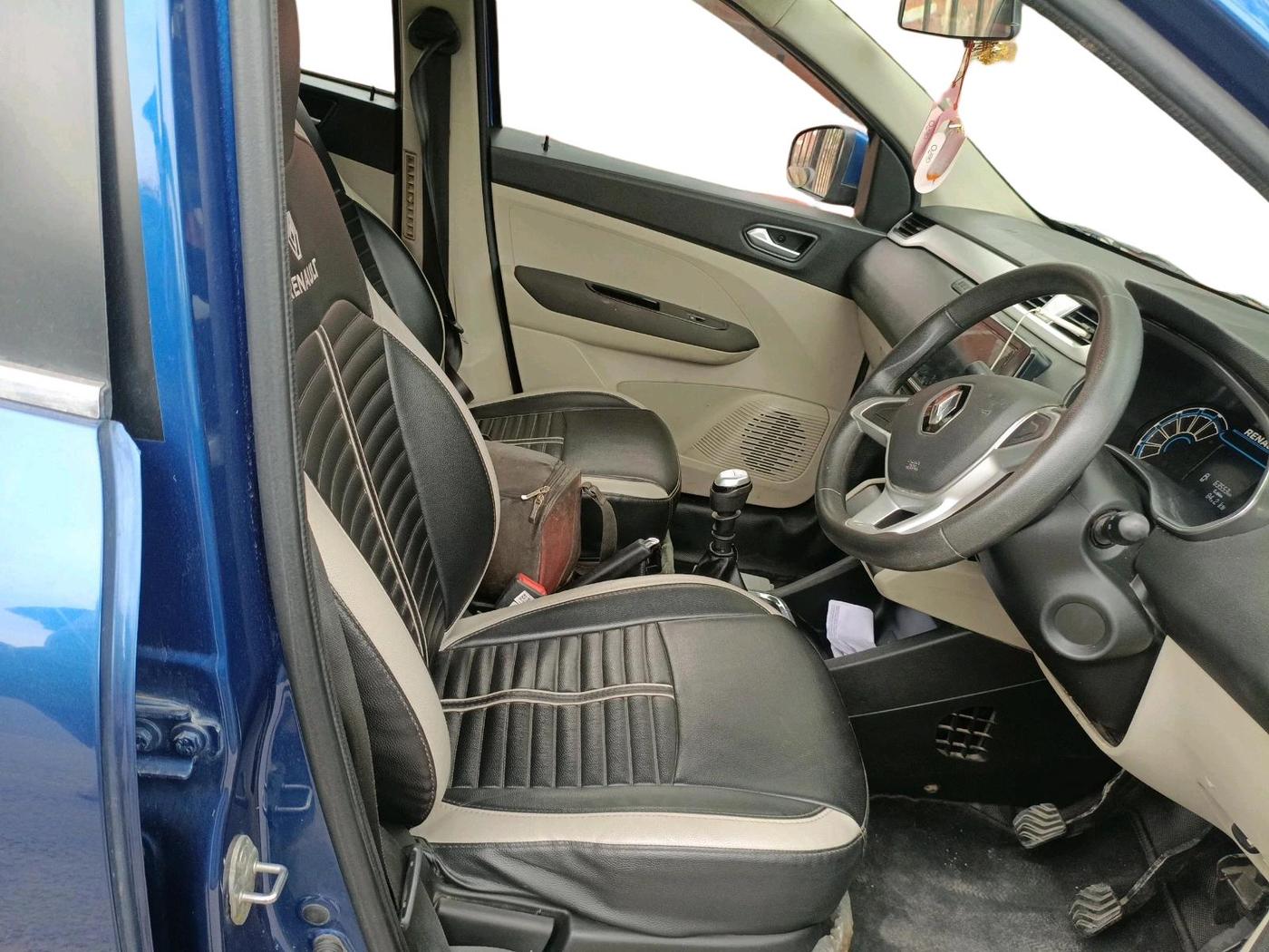 2019 Renault TRIBER RXZ, Petrol, Manual, 65,000 km, interior
