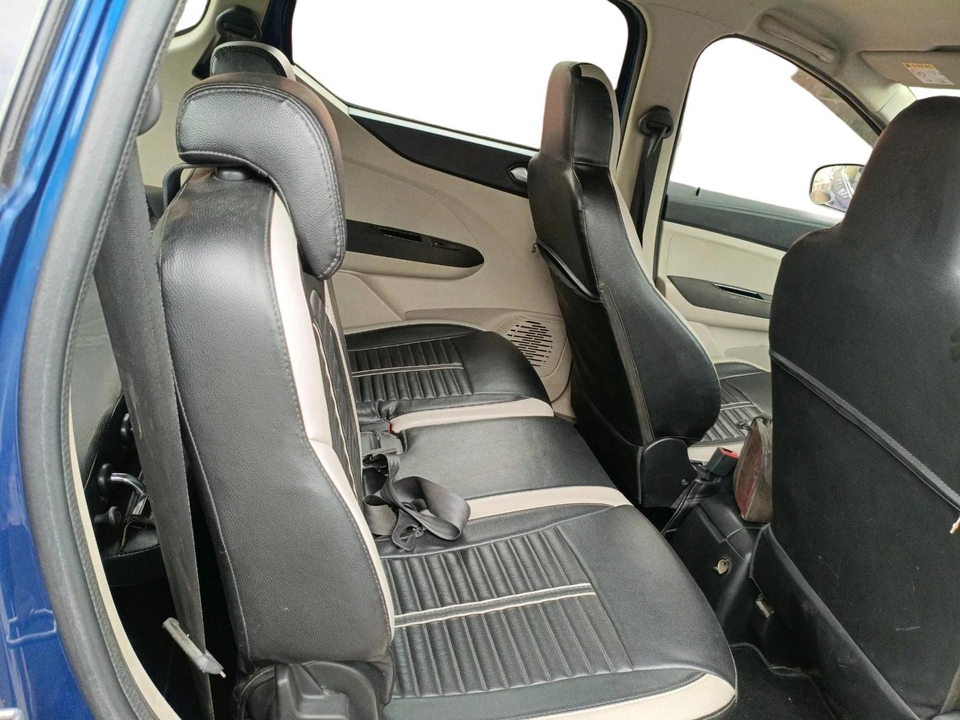 2019 Renault TRIBER RXZ, Petrol, Manual, 65,000 km, interior
