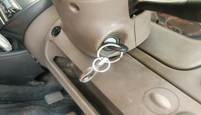 2013 Tata Indica V2 LS DIESEL, Diesel, Manual, 90,822 km, interior