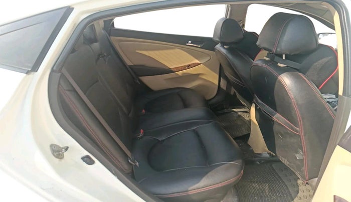 2013 Hyundai Verna FLUIDIC 1.6 CRDI SX, Diesel, Manual, 1,03,757 km, interior