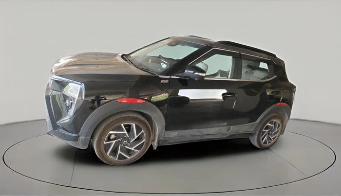 2024 Mahindra XUV 3XO AX7L 1.2 TGDi AT, Petrol, Automatic, 11,375 km, exterior