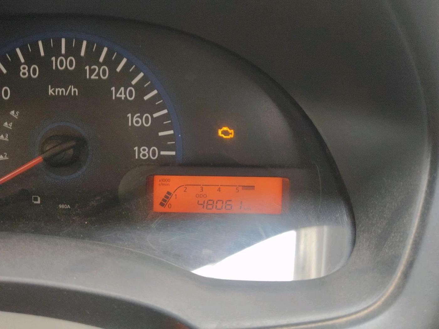 2016 Datsun Go Plus T, Petrol, Manual, 48,061 km, interior