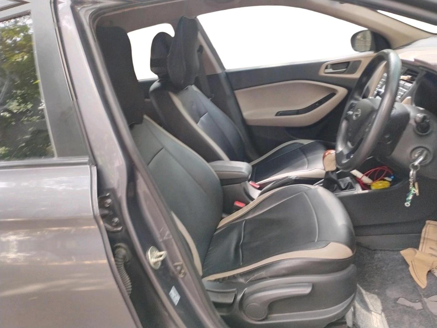 2017 Hyundai Elite i20 ASTA 1.2, Petrol, Manual, 93,273 km, interior