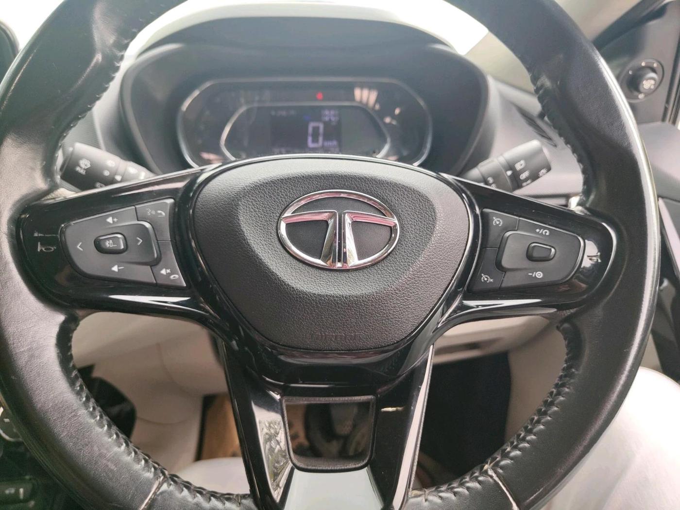 2022 Tata NEXON XZ PLUS (O) PETROL, Petrol, Manual, 62,068 km, interior