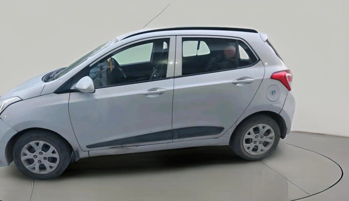2016 Hyundai Grand i10 SPORTZ 1.2 KAPPA VTVT, Petrol, Manual, 1,11,333 km, exterior