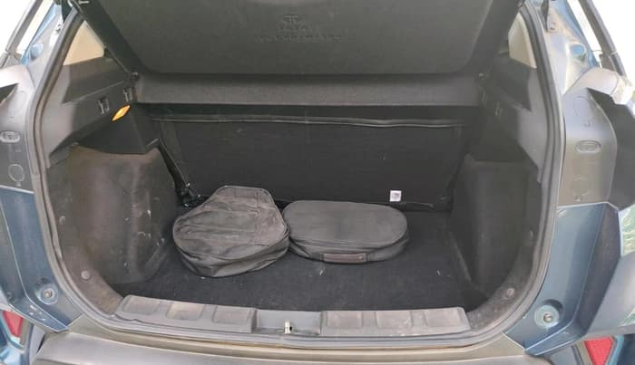 2021 Tata NEXON EV XZ PLUS, Electric, Automatic, 1,24,038 km, exterior