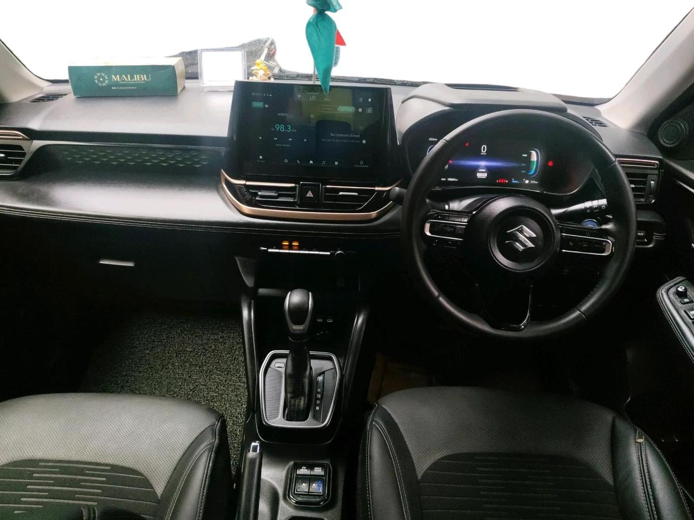 2025 Maruti Victoris Zxi Plus 1.5 eCVT, Hybrid, Automatic, 10,869 km, interior