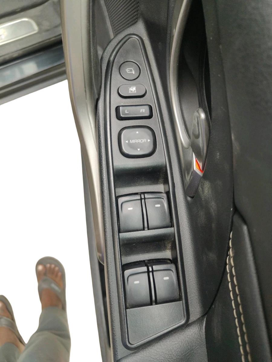 2019 Mahindra XUV500 W11, Diesel, Manual, 54,620 km, interior