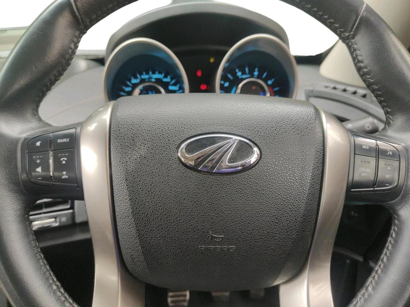 2019 Mahindra XUV500 W11, Diesel, Manual, 54,620 km, interior