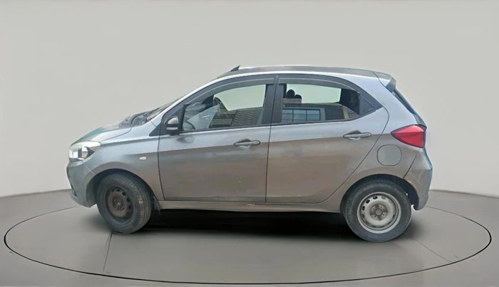 2018 Tata Tiago XT PETROL, Petrol, Manual, 2,18,307 km, exterior