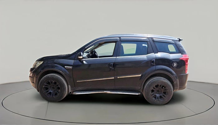 2016 Mahindra XUV500 W6, Diesel, Manual, 1,31,257 km, exterior