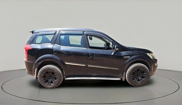 2016 Mahindra XUV500 W6, Diesel, Manual, 1,31,257 km, exterior