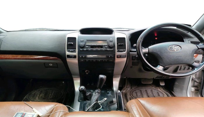 2007 Toyota Land Cruiser Prado VX, Petrol, Automatic, 1,63,465 km, interior