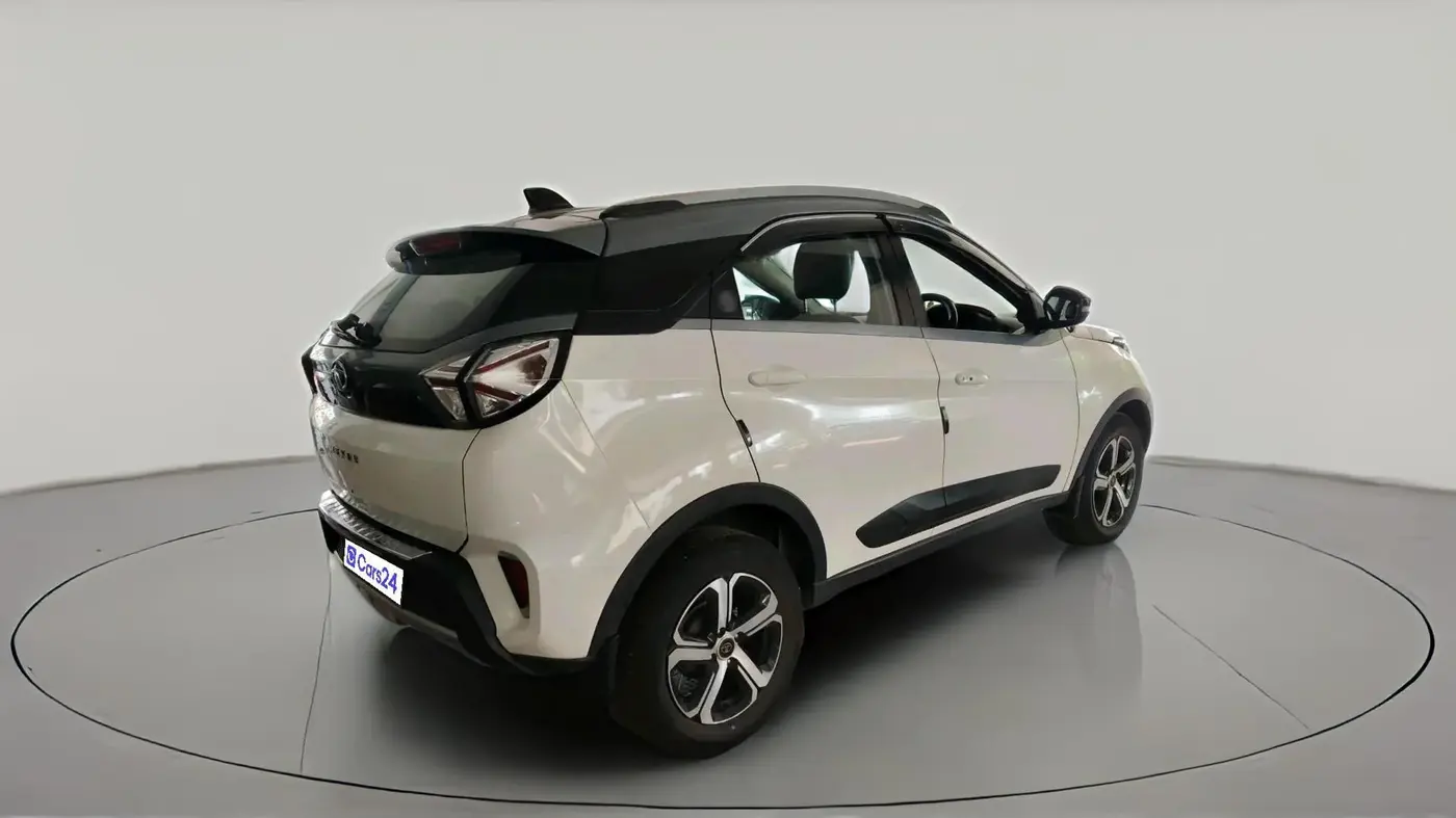 2023 Tata NEXON XZ PLUS DIESEL SUNROOF, Diesel, Manual, 74,731 km, exterior