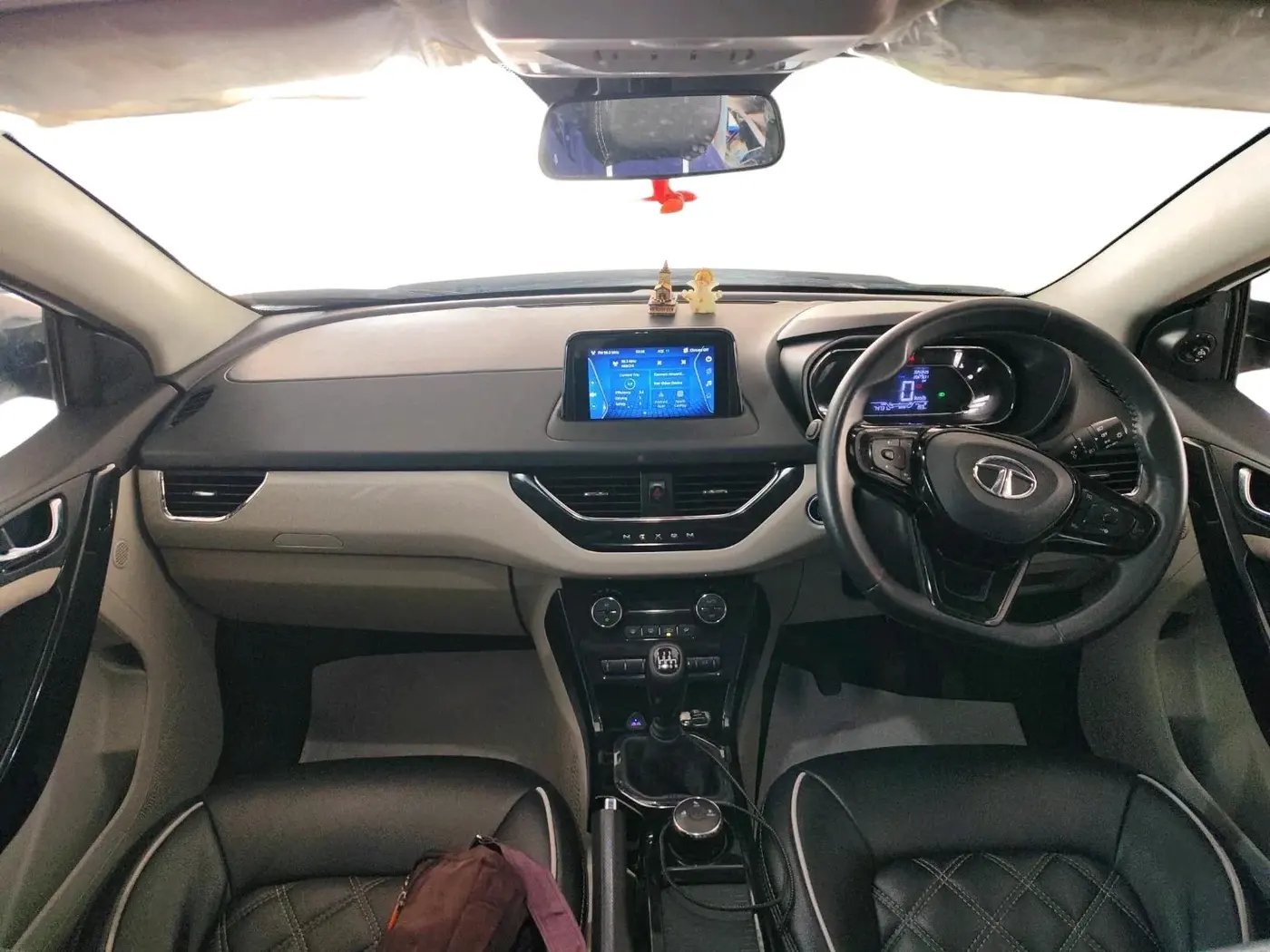 2023 Tata NEXON XZ PLUS DIESEL SUNROOF, Diesel, Manual, 74,731 km, interior