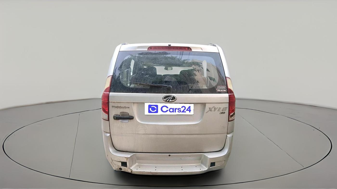 2017 Mahindra Xylo D4, Diesel, Manual, 2,39,240 km, exterior