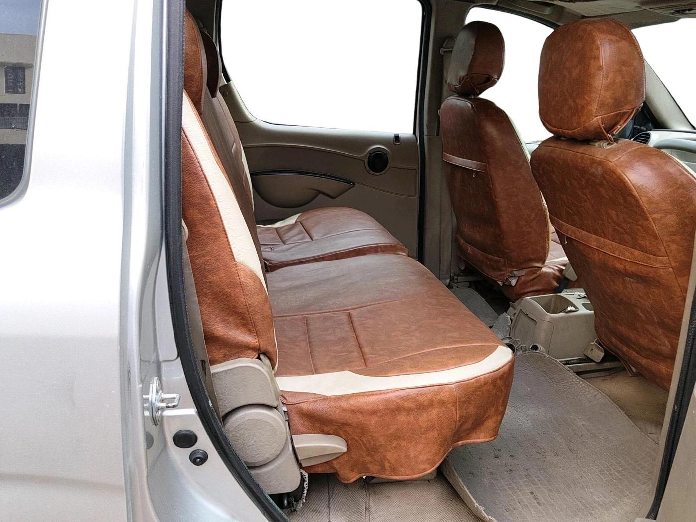 2017 Mahindra Xylo D4, Diesel, Manual, 2,39,240 km, interior