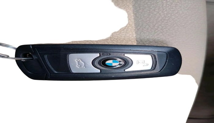 2018 BMW 3 Series 320d Prestige, Diesel, Automatic, 83,850 km, interior