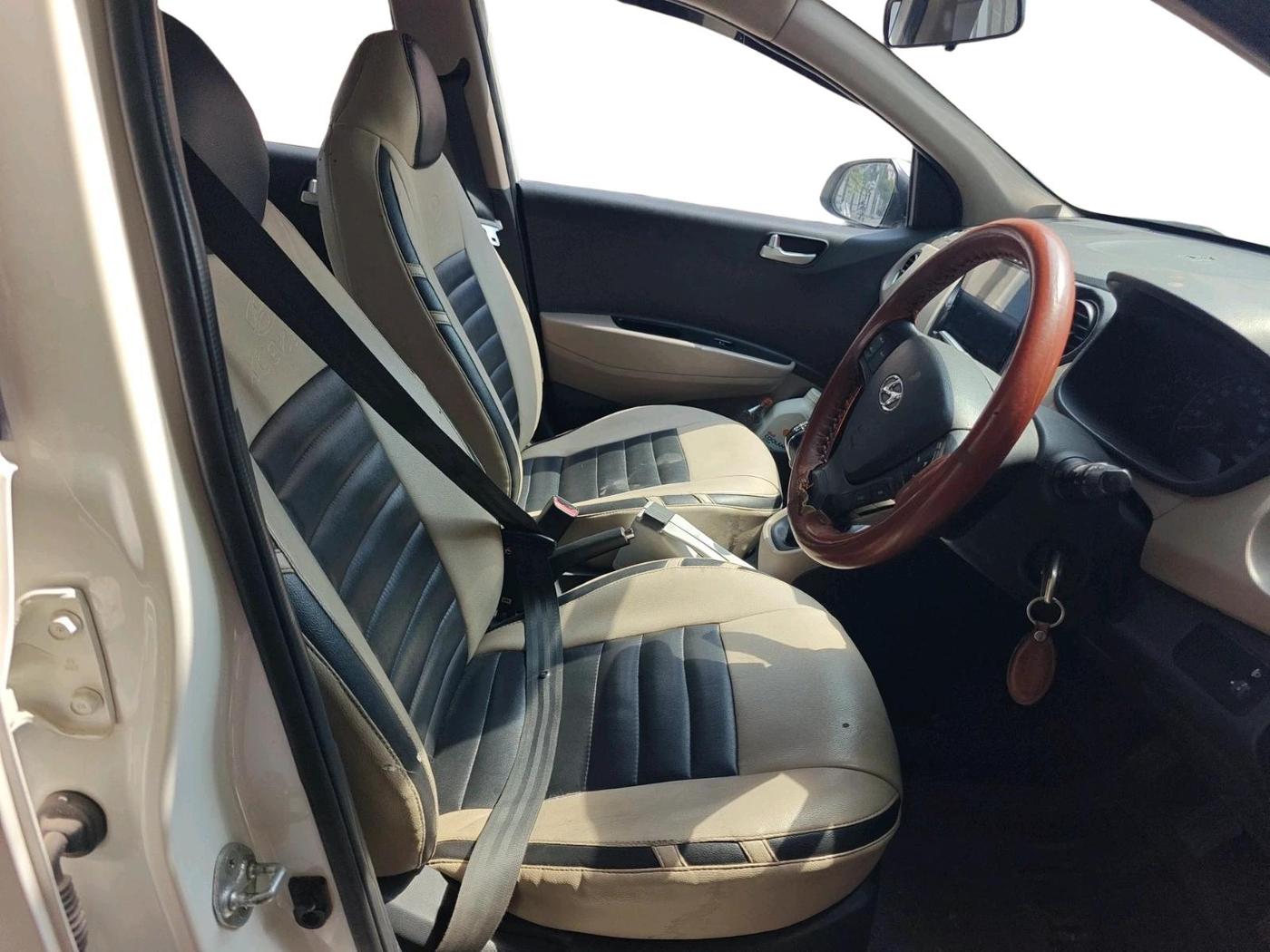 2017 Hyundai Xcent S 1.2 CRDI, Diesel, Manual, 1,21,299 km, interior