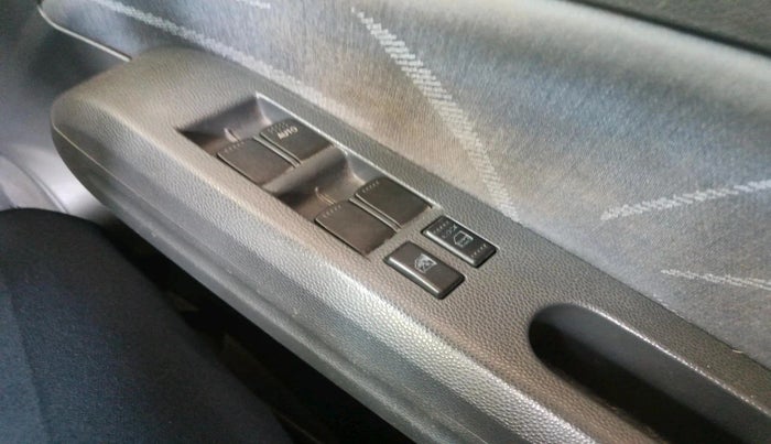 2011 Maruti Ritz VDI, Diesel, Manual, 1,06,401 km, interior