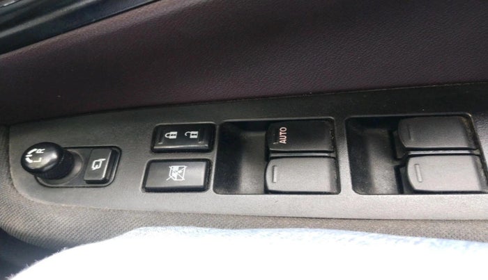 2023 Maruti Grand Vitara SIGMA SMART HYBRID, Petrol, Manual, 61,462 km, interior