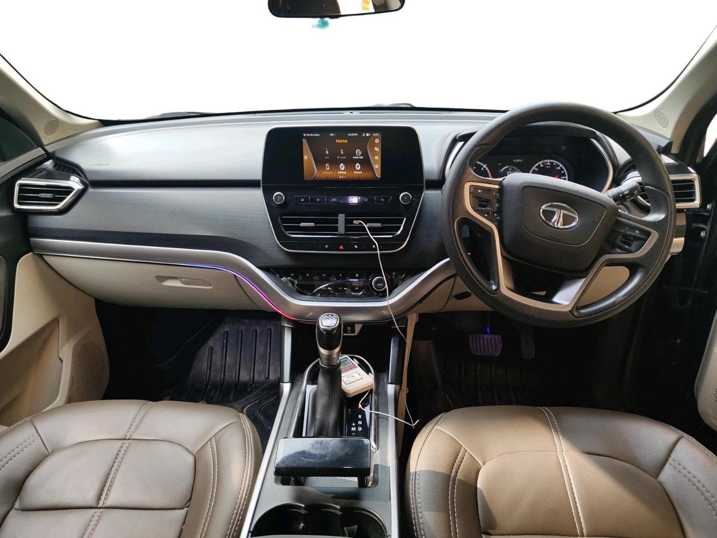 2022 Tata Safari XTA PLUS, Diesel, Automatic, 47,856 km, interior