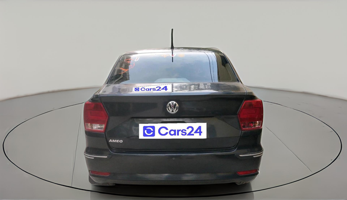 2016 Volkswagen Ameo COMFORTLINE 1.2L, Petrol, Manual, 1,21,555 km, exterior