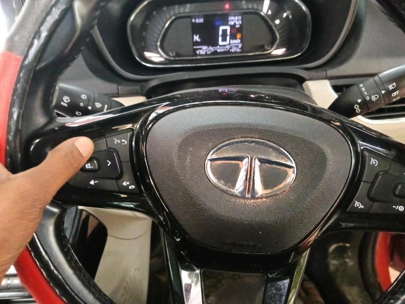 2022 Tata NEXON XZA PLUS (O) DIESEL, Diesel, Automatic, 9,50,000 km, interior