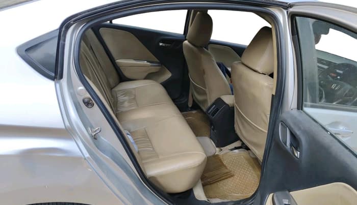 2014 Honda City 1.5L I-DTEC V, Diesel, Manual, 1,88,719 km, interior