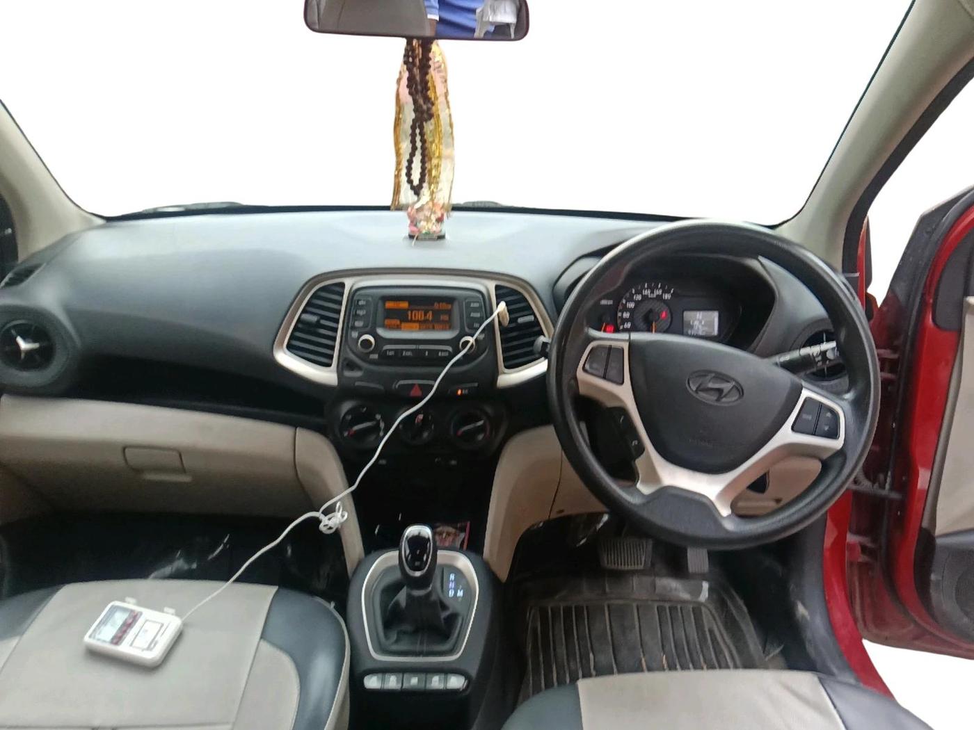2020 Hyundai NEW SANTRO MAGNA AMT, Petrol, Automatic, 93,548 km, interior