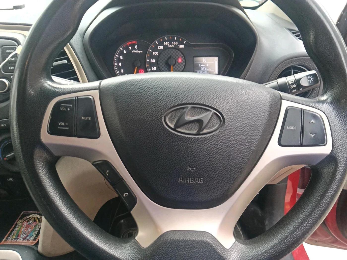 2020 Hyundai NEW SANTRO MAGNA AMT, Petrol, Automatic, 93,548 km, interior